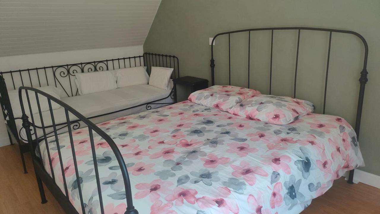 Cap Sur Le Guillec Holiday home Sibiril